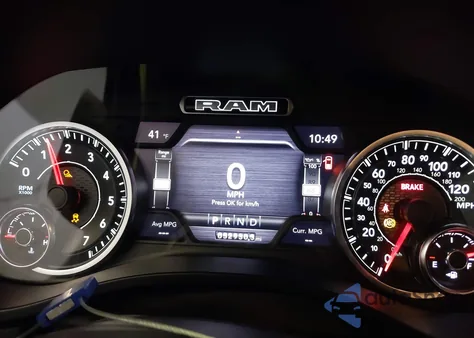 2020 Ram 1500 Big Horn 4X4 6'4 Box из США, поврежденный, VIN 1C6SRFBT9LN371505